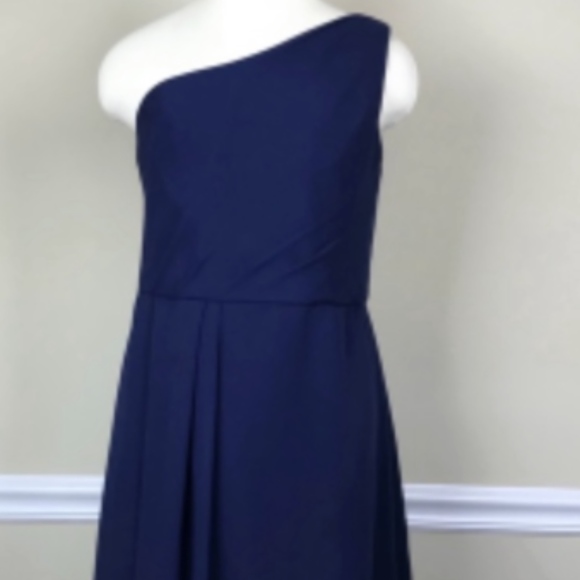 David's Bridal Dresses & Skirts - David's Bridal Short 1 Shoulder Dress W10941